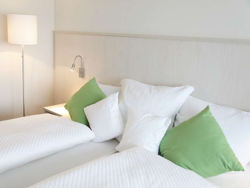 Hotel Baeren Gärtringen Habitación foto